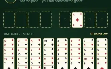 Carta Blanca — FreeCell: el as de diamantes pasa a una base.